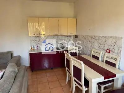 Appartamento 2+1 in affitto a Rruga e Kavajës, Tirana, 120 m². Foto 3 di 5