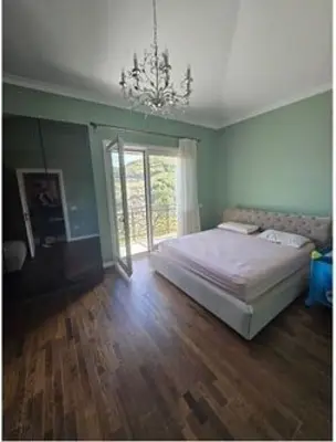 Villa in affitto a Tirana, 500 m². Foto 2 di 7