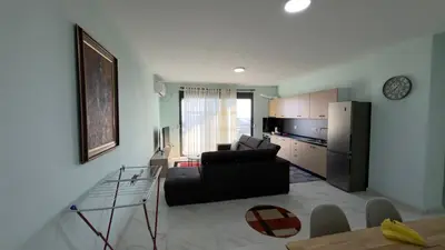 Apartament 2+1 me qera në Rruga Adria, Durrës, 90 m². Foto 2 nga 12