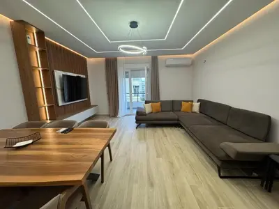Appartamento 2+1 in affitto a Plazh, Durazzo, 120 m². Foto 1 di 10