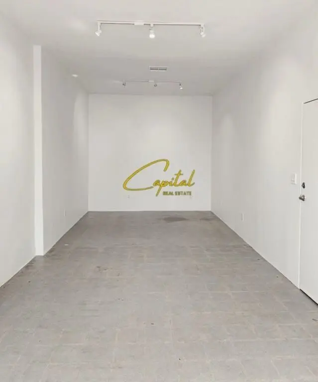 Dyqan me qera në Rruga e Durrësit, Tiranë, 24 m²
