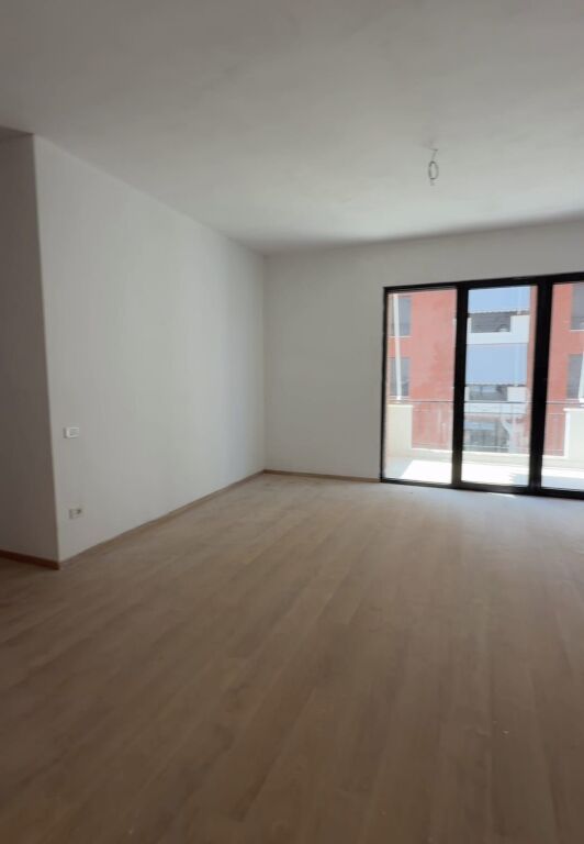Appartamento 2+1 in affitto a Kompleksi Delijorgji, Tirana, 114 m². Foto 1 di 3