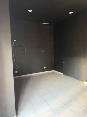 Locale commerciale in affitto a Spitali, Durazzo, 70 m². Foto 3 di 7