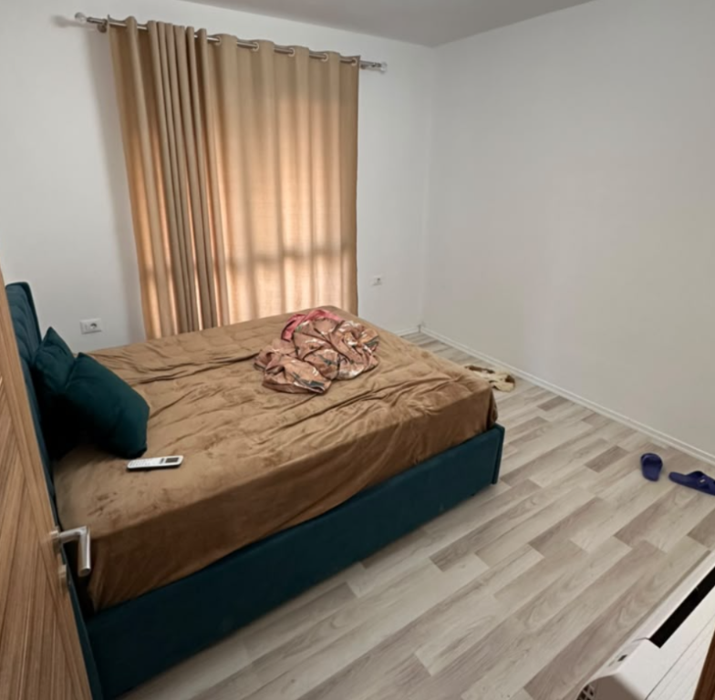 Apartment 2+1 for rent in Rruga 5 Maji, Tirana, 90 m². Photo 2 of 3
