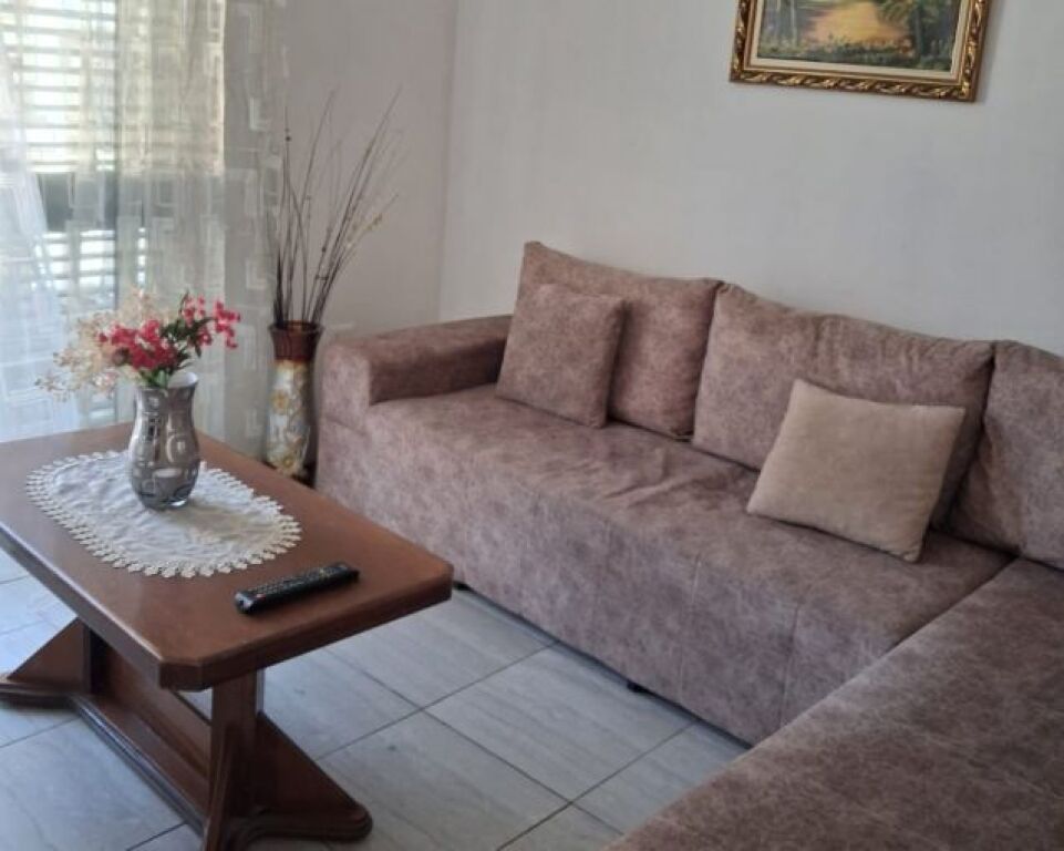 Apartment 2+1 for rent in Allias, Tirana, 110 m². Photo 1 of 3
