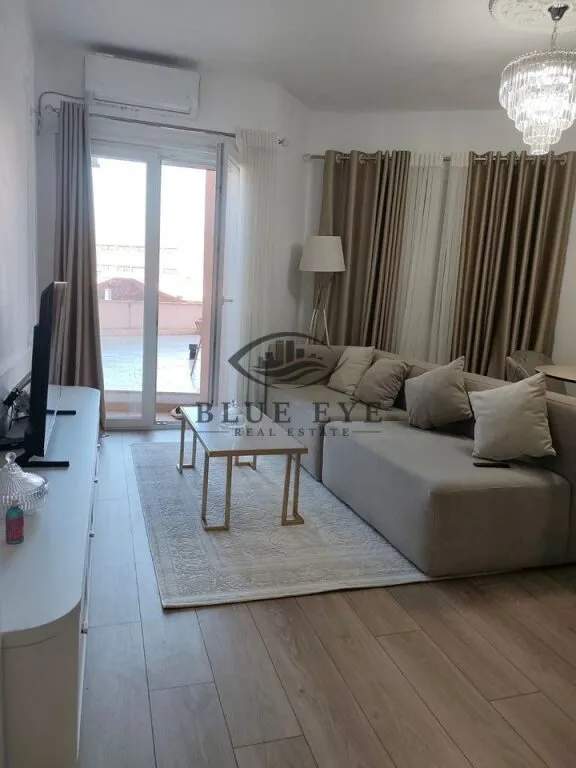 Apartament me qera në Rruga Adria, Durrës, 78 m². Foto 1 nga 8