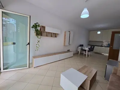 Apartament 2+1 me qera në Vollga, Durrës, 90 m². Foto 2 nga 10