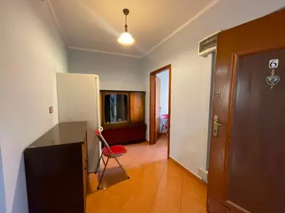 Apartament 1+1 me qera në Bulevardi Bajram Curri, Tiranë, 60 m². Foto 5 nga 8