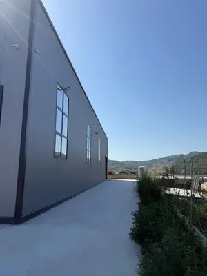 Magazinë me qera në Arbane, Tiranë, 1 300 m². Foto 2 nga 5