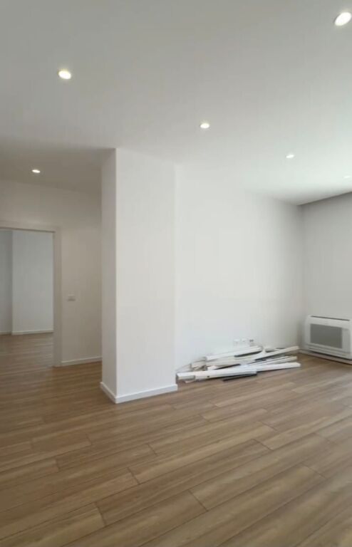 Apartament 3+1 me qera në Myslym Shyri, Tiranë, 120 m². Foto 3 nga 3