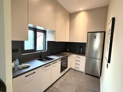 Apartament 3+1 me qera në Kthesa e Kamzës, Tiranë, 107 m². Foto 8 nga 11
