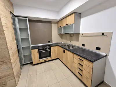 Office for rent in 9 Katëshet, Tirana, 145 m². Photo 4 of 12