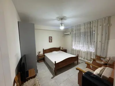Apartment 1+1 for rent in Rruga e Dibrës, Tirana, 70 m². Photo 4 of 6