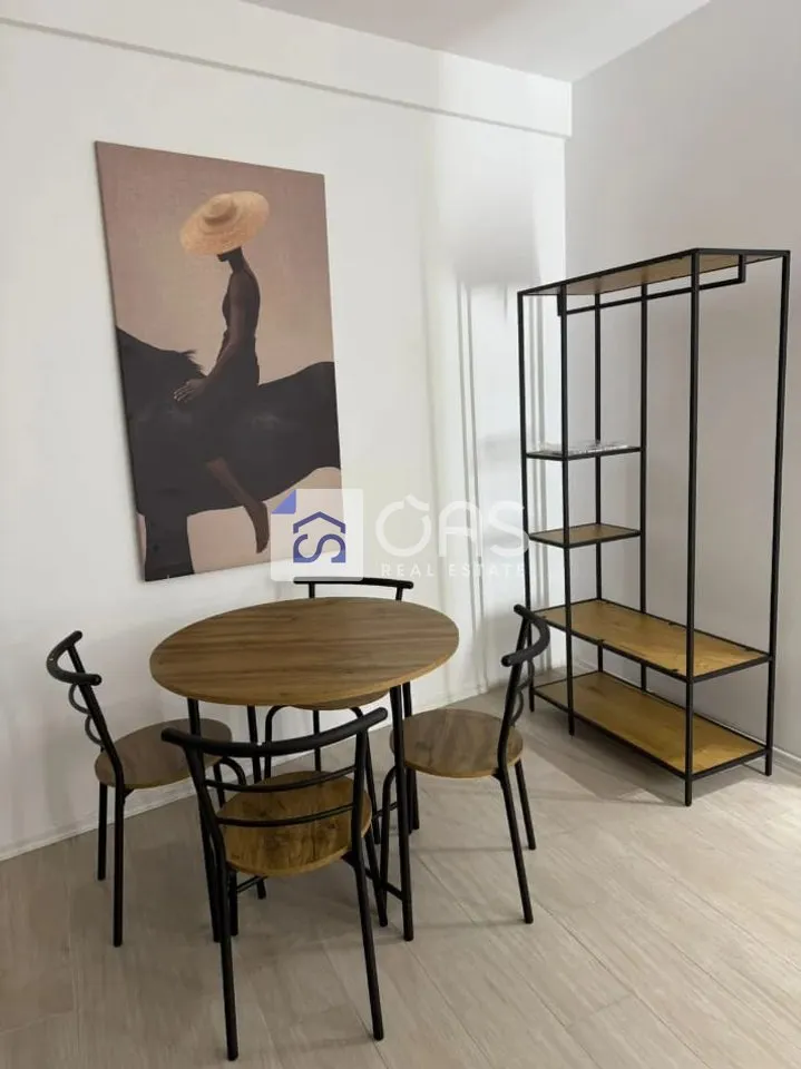 Appartamento in affitto a 5 maj, Tirana, 40 m². Foto 1 di 4