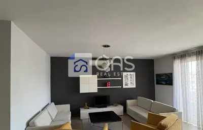 Apartament 2+1 me qera në Rruga e Elbasanit, Tiranë, 90 m². Foto 1 nga 5