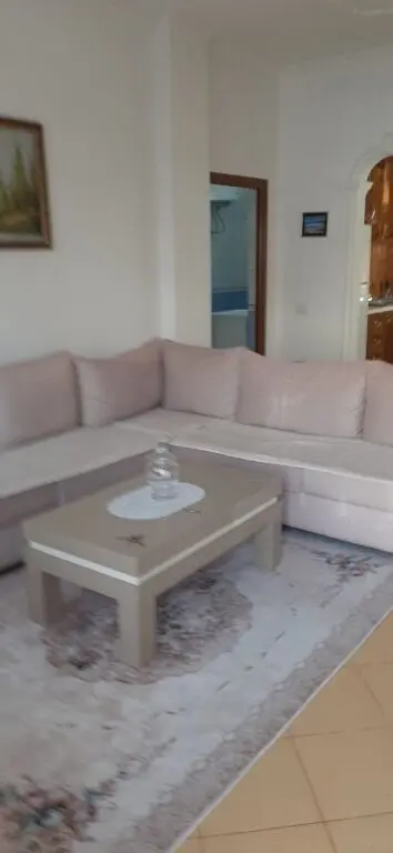 Apartament 2+1 me qera në Frigoriferi, Tiranë, 100 m²