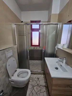 Apartament 1+1 me qera në Gjykata, Durrës, 65 m². Foto 3 nga 12