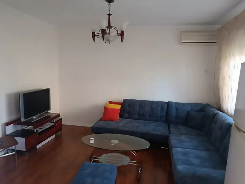 Casa indipendente 1+1 in affitto a Rruga 1 Qershori, Pogradec, 64 m²