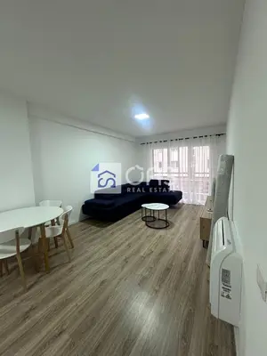 Apartament 1+1 me qera në Laprakë, Tiranë, 70 m². Foto 2 nga 10
