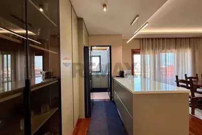 Apartment 3+1 for rent in Liceu Artistik Jordan Misja, Tirana, 150 m². Photo 2 of 8