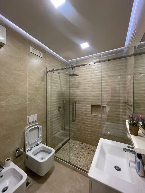 Apartament 3+1 me qera në Kodra e Diellit, Tiranë, 120 m². Foto 3 nga 3