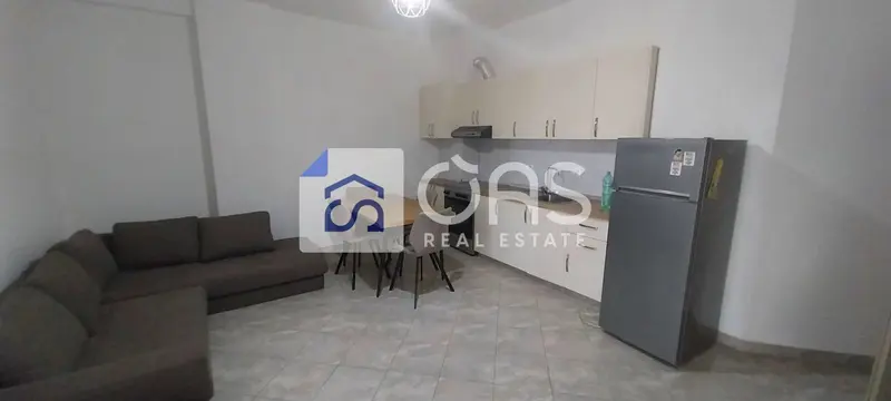 Appartamento 1+1 in affitto a Liqeni i Thatë, Tirana, 65 m²