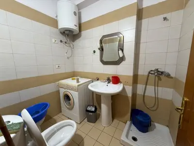 Apartament me qera në Porti, Vlorë, 50 m². Foto 4 nga 8