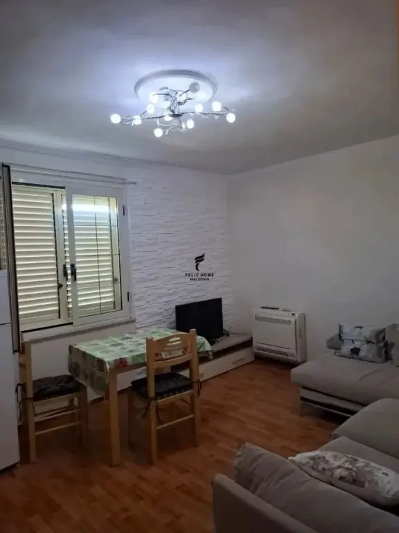 Apartament 2+1 me qera në Oxhaku, Tiranë, 95 m²