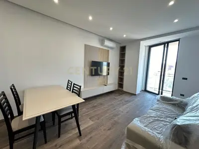 Apartment 1+1 for rent in Golden Tower Residence, Tirana, 75 m². Photo 2 of 5