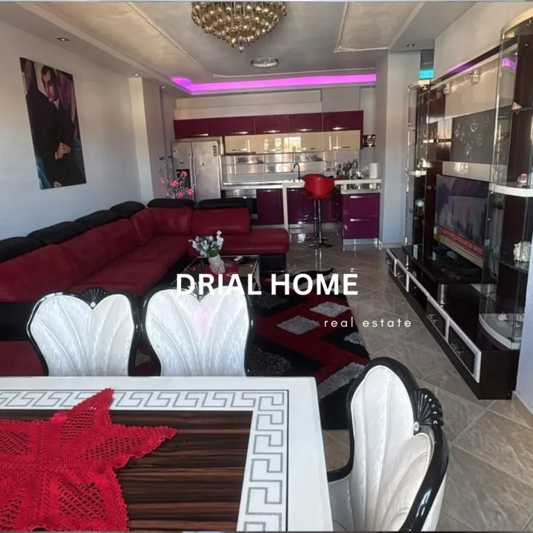 Apartament 2+1 me qera në Ardeno Mobilime, Tiranë, 85 m². Foto 1 nga 4