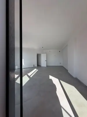 Appartamento in affitto a Rruga e Dibrës, Tirana, 77 m². Foto 1 di 6