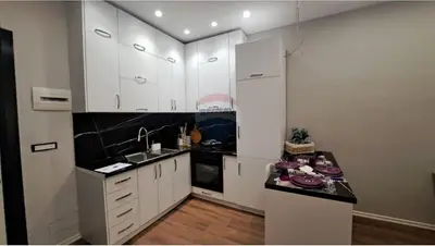 Apartment 1+1 for rent in Rruga Gjergj Arianiti, Vlorë, 90 m². Photo 4 of 12