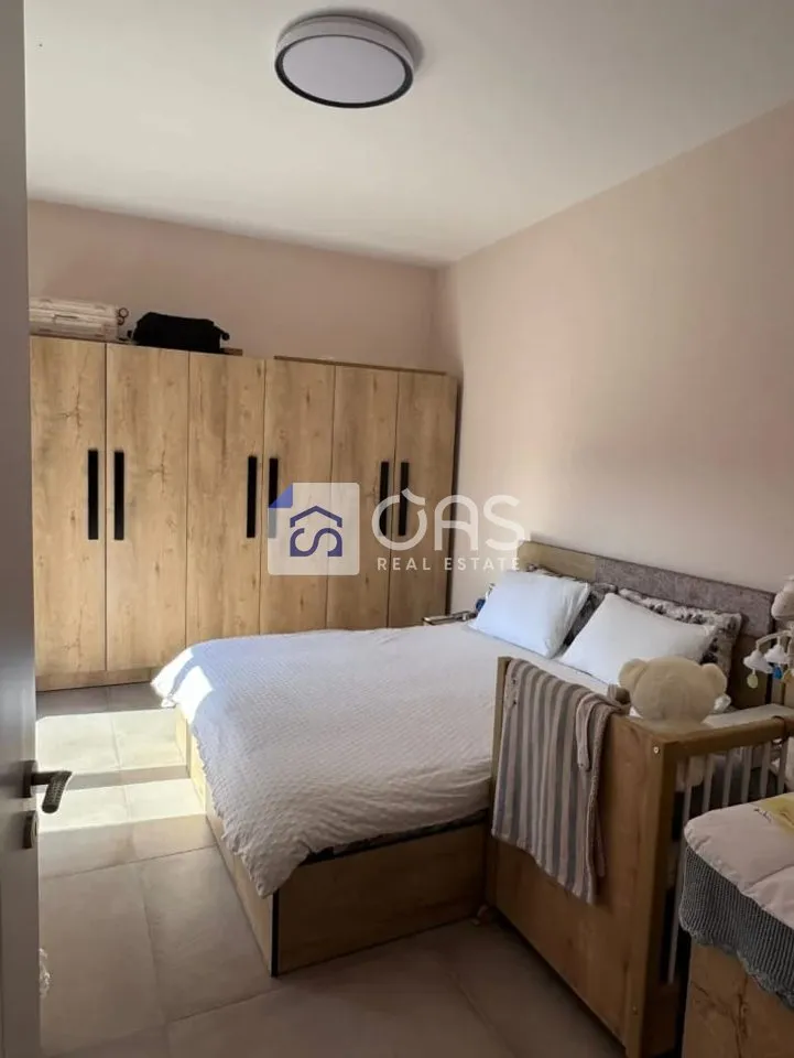 Appartamento 1+1 in affitto a Paskuqan, Kamza, 70 m². Foto 1 di 4