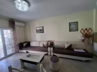 Appartamento 1+1 in affitto a Lagja 13, Durazzo, 60 m². Foto 8 di 8