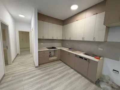Apartament 2+2 me qera në Don Bosko, Tiranë, 100 m². Foto 6 nga 12
