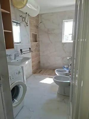 Apartment 1+1 for rent in Rruga Mihal Grameno, Tirana, 53 m². Photo 5 of 7
