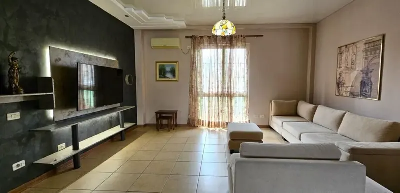 Appartamento 2+1 in affitto a Rruga e Durrësit, Tirana, 120 m²