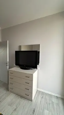 Apartment 1+1 for rent in Rruga Riza Cerova, Tirana, 72 m². Photo 5 of 9