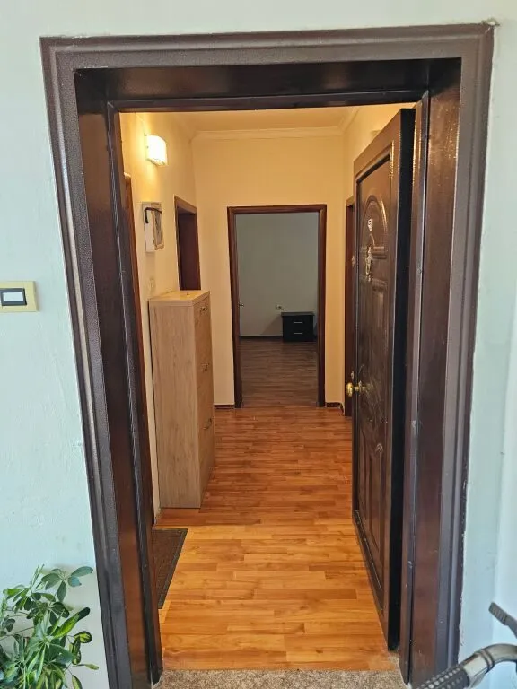 Apartament 2+1 me qera në Rruga Imer Ndregjoni, Tiranë, 90 m². Foto 1 nga 11