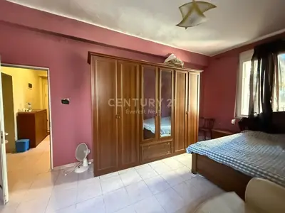 Apartament 3+1 me qera në Ish Blloku, Tiranë, 90 m². Foto 4 nga 6