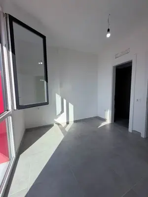 Appartamento in affitto a Rruga e Dibrës, Tirana, 77 m². Foto 3 di 6