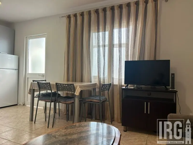 Appartamento 1+1 in affitto a Rruga e Elbasanit, Tirana, 70 m²