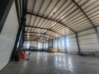 Magazinë me qera në Fushe Preze, Tiranë, 1 100 m². Foto 2 nga 3