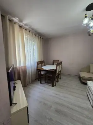 Apartament 2+1 me qera në Tiranë, 99 m². Foto 3 nga 10
