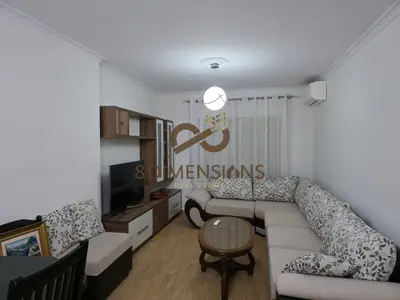 Appartamento 4+1 in affitto a Rruga Mine Peza, Tirana, 120 m². Foto 1 di 9