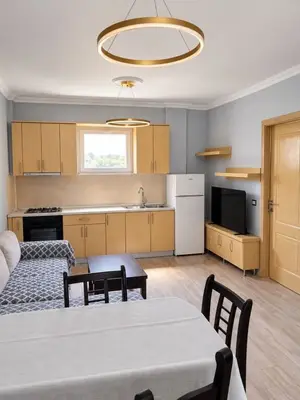 Appartamento 2+1 in affitto a Rruga e Durrësit, Tirana, 80 m². Foto 1 di 3